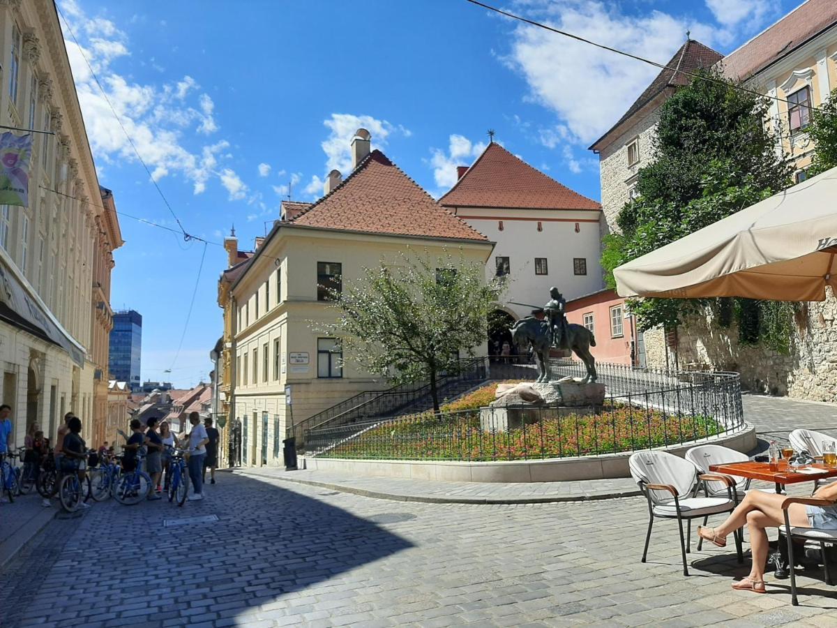 Apartment Azalea Zagreb Dış mekan fotoğraf